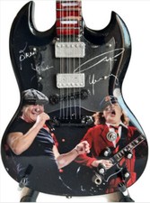 Guitare miniature AC DC Angus et Brian