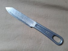 Couteau individuel du soldat