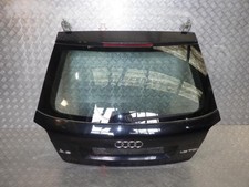 Malle/Hayon arriere AUDI A3 2 PHASE 1 8P3827023AC