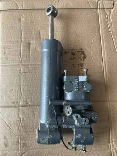 Yamaha f25 bascule - trim, power