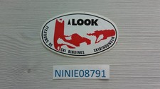 AUTOCOLLANT LOOK STICKER