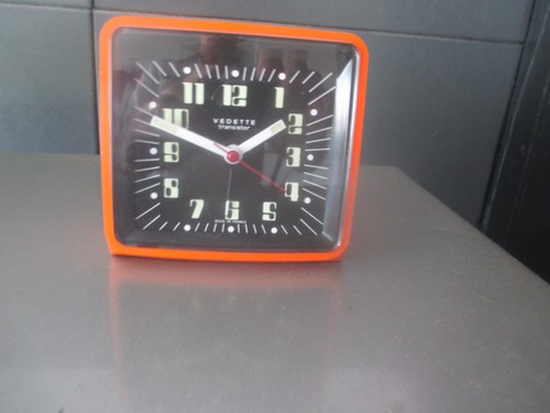 Ancien réveil vedette vintage - ancien,