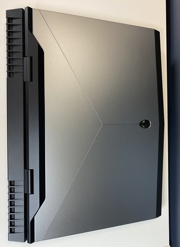 Alienware laptop - 17,