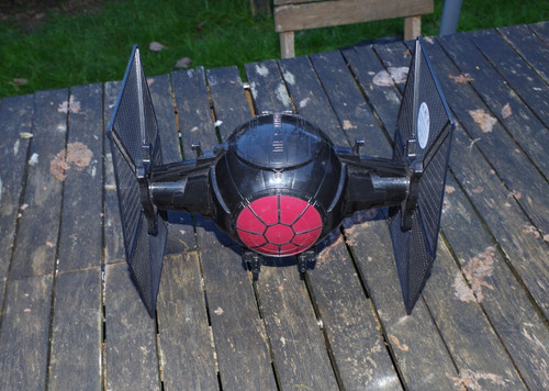 Star wars tie - fighter, disney