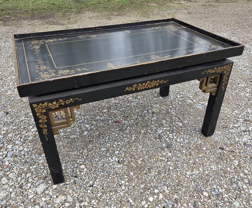 Gilded chinoiserie style side - gilded,