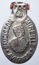 RARE MEDAILLE DE GARANTIE DU SAUCISSON MIREILLE A AVIGNON (84)