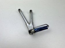 PLATINE REPOSE PIED PASSAGER GAUCHE SUZUKI GSF 600 BANDIT 2000-2004