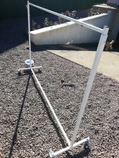 Portant à vêtements blanc, à roulettes, longueur 180 cm, hauteur variable, métal