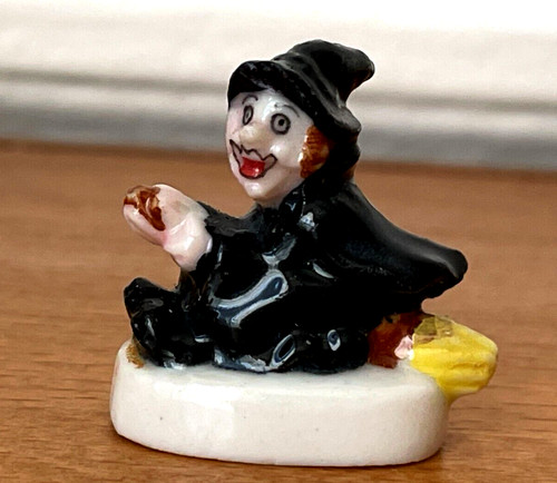 Adorable fève sorcière - fève, la