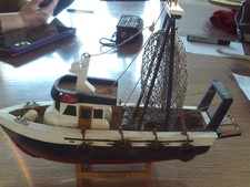 ANCIENNE  MAQUETTE DE