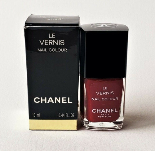 Chanel vernis nail polish - vernis,