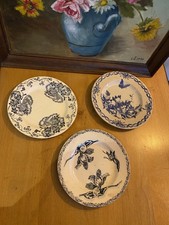 Lot de 3 assiettes anciennes différentes manufactures