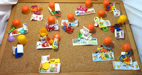 Kinder surprise lot 15 oeufs - -,