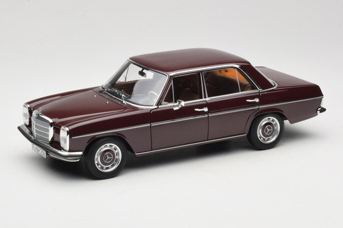 Mercedes 200 rouge brun foncé - 200,