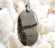 Septaria 75 carats - pendentif