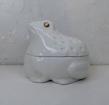 boite à pilules en porcelaine grenouille blanche et or