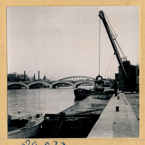Paris 1950 la - -,