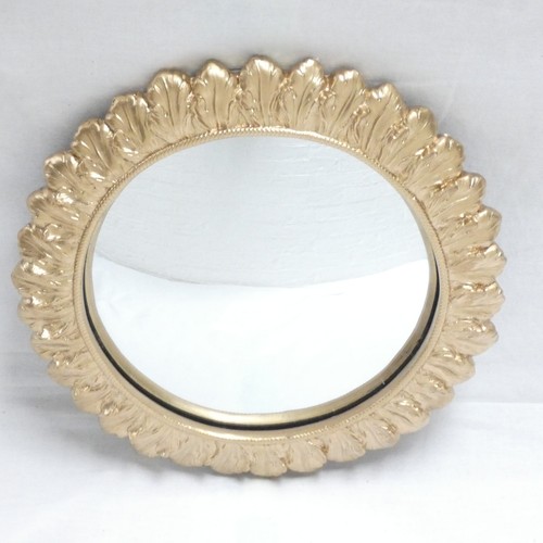 Très joli miroir - , doré
