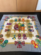 Foulard Hermès vintage en