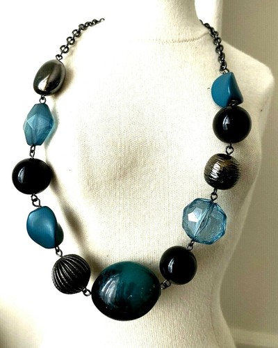 Beau collier fantaisie - collier,
