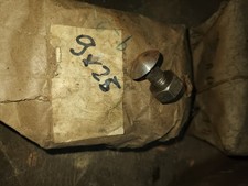 Lot de 25 anciens boulons