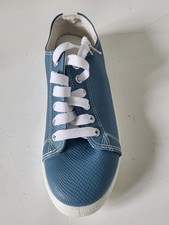 Baskets basses bleues écaille à lacets Taille 40