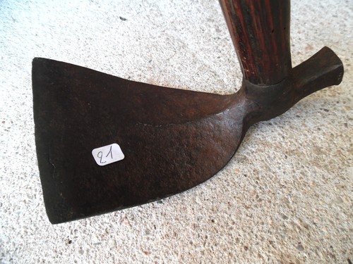Old tool outil - (n°21,