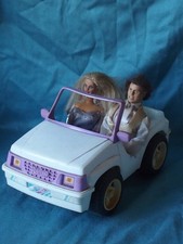 VINTAGE barbie et ken +voiture