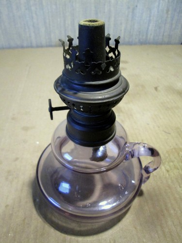 Ancienne lampe petrole - à,