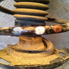 Amortisseur avant droit