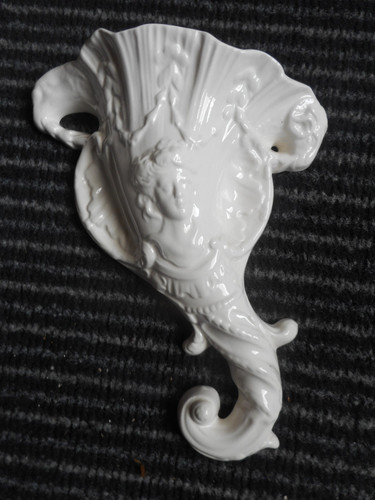 Ancienne bouquetière - bouquetière, en