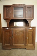 buffet 2 corps bois massif fin des années 30 très bon état 