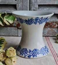 ANCIEN VASE FORME DIABOLO
