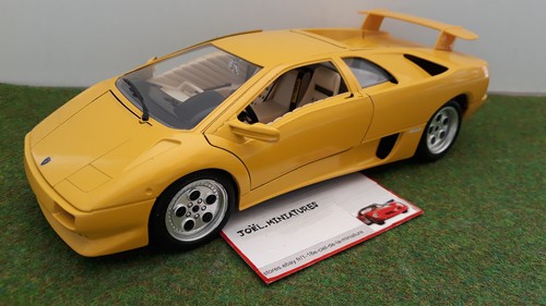 Lamborghini diablo 1990 - lamborghini, jaune