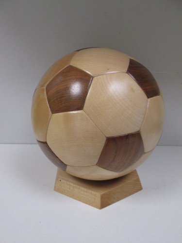 Ancien ballon football bois - ballon,