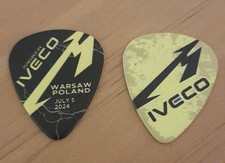 lot de 2 pick guitar mediator metallica M72 Varsovie Pologne 505 07 2024 live