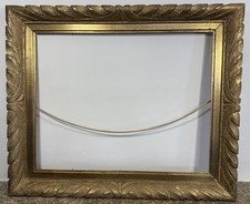 Cadre ancien style feuilles d'or Feuillure: 41x52cm Vue:40x50,5cm Entier:53x64cm