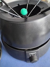 MULTI FONDUES TEFAL  AVEC 6 FOURCHETTES EN BON ETAT