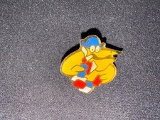 (V8) PINS BADGE ENAMEL VINTAGE