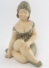 Baigneur Femme Assis Gris