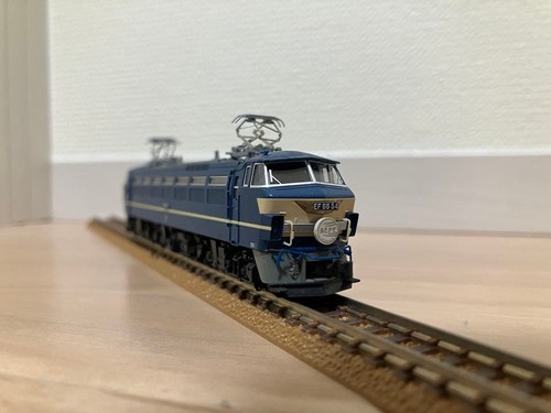 Locomotive électrique kato - électrique,