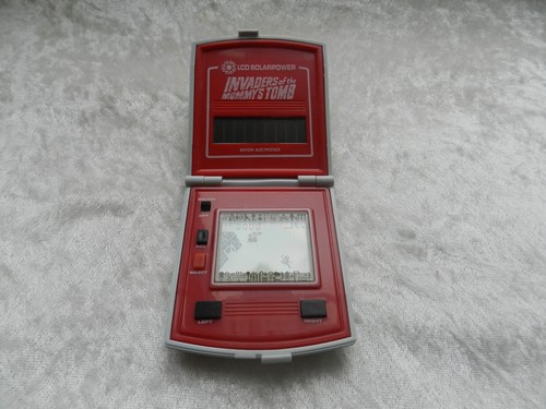 Ancienne console jeu - ancienne,