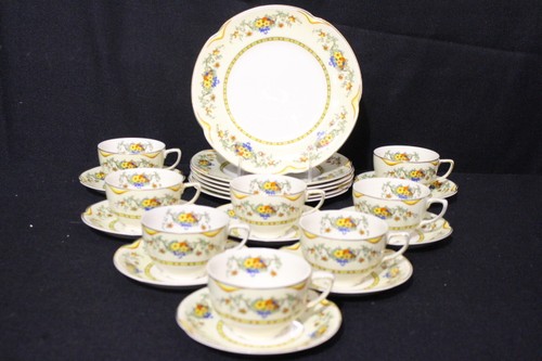 22pc vintage johnson bros - 22pc,