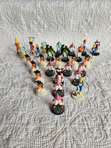 Lot figurines dragon - figurines, ball