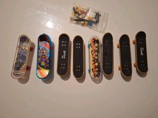 LOT 8 SKATE Mini Finger Board + Accessoires
