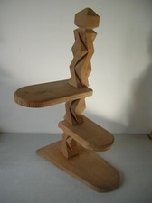 Etagère porte pots en bois sculpté en 1992 de 57 cm