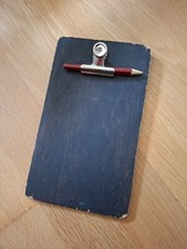 Calepin café serveur en bois bar bistrot