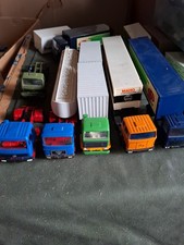 Tekno Et Divers - Lot De Tracteurs Semi Remorque Et Camions