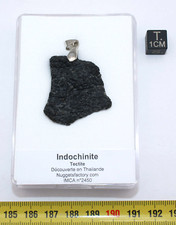 Collier pendentif tectite