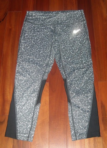 298 nwt nike pro women - nike,
